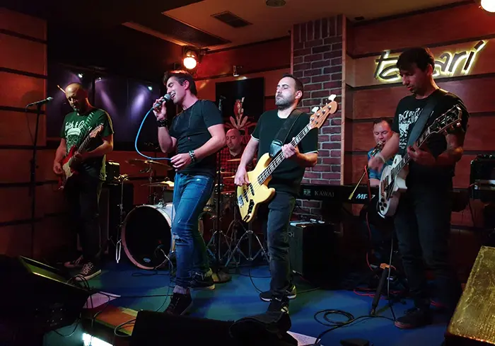 7 Puertas componer para nuevo disco