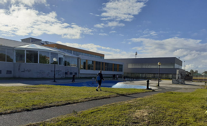 la piscina municipal informa sobre programa de natación para escolares