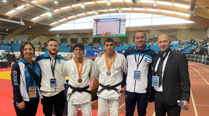 oro y plata medalla judo Arteixo