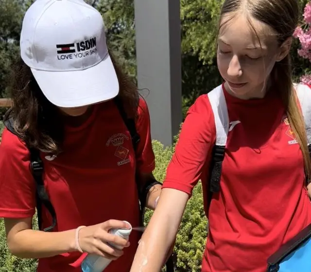 los efectos de los rayos solares en los ni&ntilde;os y ni&ntilde;as