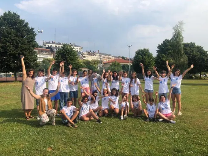 Foto dos participantes do minicampamento "N&aacute;utica e Audiovisual"-El Portal de la Infancia