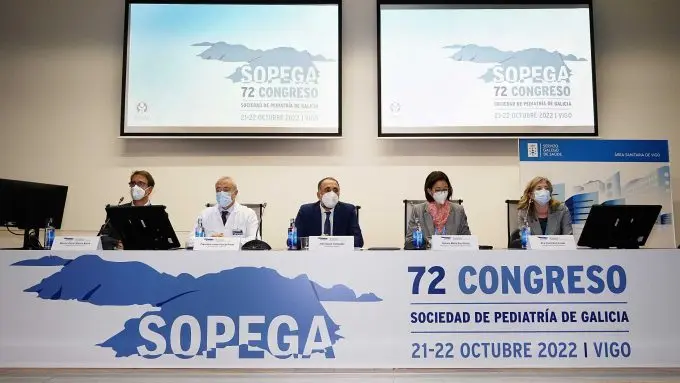 Acto da sociedade de Pediatr&iacute;a de Galicia-El Portal de la Infancia