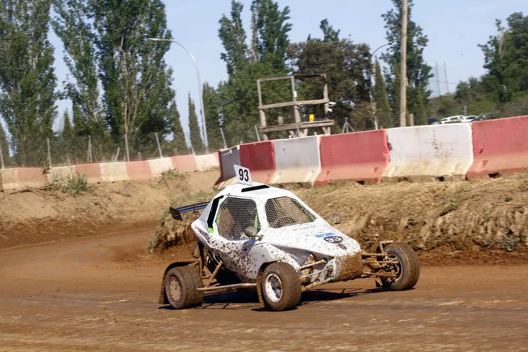 Ant&oacute;n Mu&iacute;&ntilde;os en su La Base SX01.