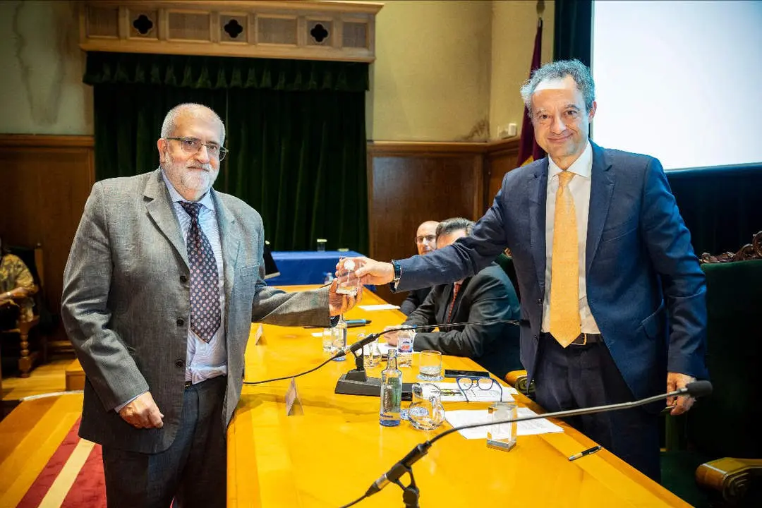 El neur&oacute;logo gallego Francisco Javier L&oacute;pez recibe el &ldquo;Premio SEN Epilepsia&rdquo;.