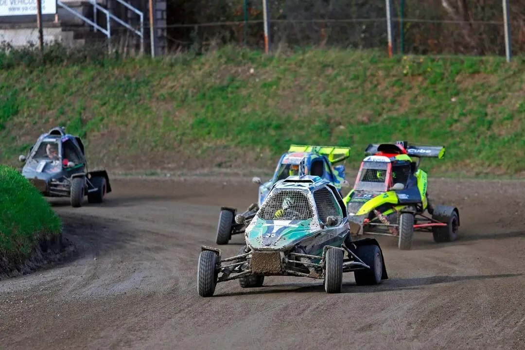 Ant&oacute;n Mu&iacute;&ntilde;os en el Carcross Trophy de Arteixo.
