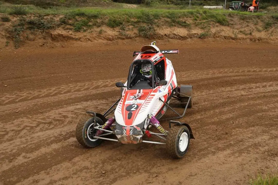 Lolo Berm&uacute;dez, Campe&oacute;n Gallego de Carcross Junior.
