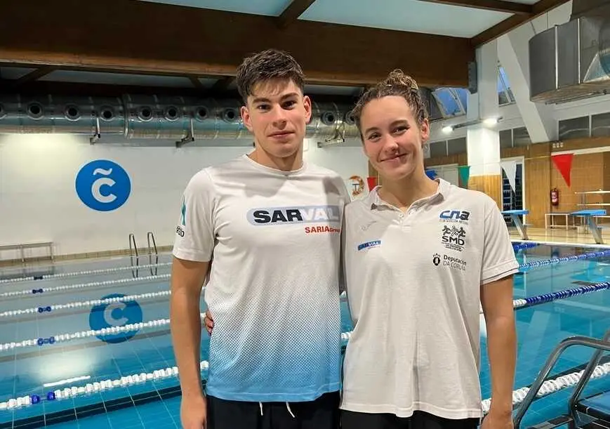Mateo Garc&iacute;a y Paula Otero, del Club Nataci&oacute;n Arteixo.