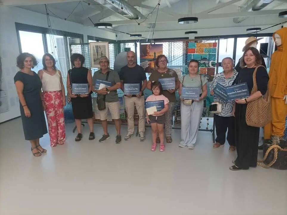 El certamen de pintura "Mar de Sorrizo" premia las mejores obras inspiradas en el litoral de Arteixo.