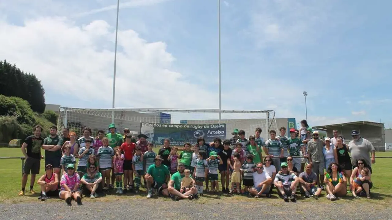 El CD Zalaeta Rugby Arteixo celebra su &lsquo;D&iacute;a do Club&rsquo;.
