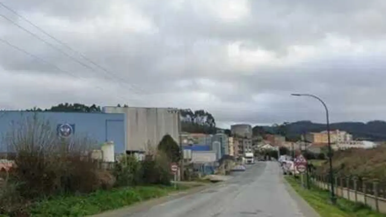 Obras en Sab&oacute;n: corte de tr&aacute;fico en la avenida da Ponte.