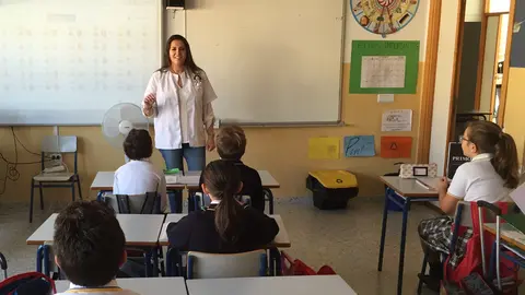 Foto enfermera escolar Diario Enfermero