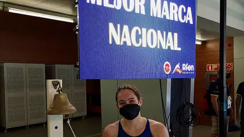Paula Otero nadadora del Club Nataci&oacute;n Arteixo