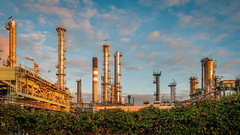 Parada t&eacute;cnica de Repsol para evitar emisiones de COS