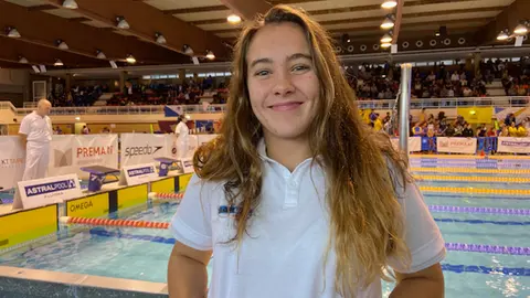 Paula Otero entrena en Madrid con la selecci&oacute;n nacional de nataci&oacute;n