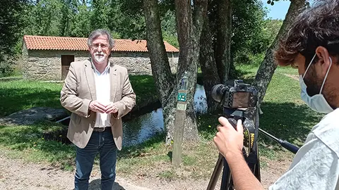 Xurxo Couto, portavoz del Bng local explica c&oacute;mo mejorar Arteixo