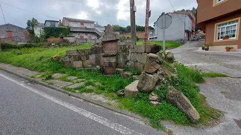 a fonte de Oseiro necesita melloras
