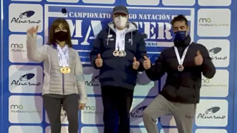 campeonato nadadores m&aacute;ster en Ponteareas