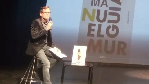 remata presentaci&oacute;n de obras premios marnuel Murgu&iacute;a Arteixo 2022