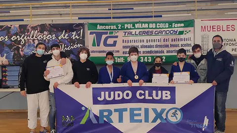Judokas de Arteixo compitieron en Fene
