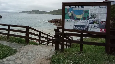 Bandera azul para playa de la parroquia de Suevos
