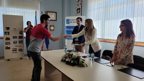 formaci&oacute;n e emprego a trav&eacute;s de Asociaci&oacute;n Agarimo