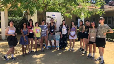 Alumnos galegos desplazados ao encontro ibero-insular de correspondentes-El Portal de la Infancia
