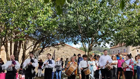 AC Triskell tradiciones gallegas m&uacute;sica y baile