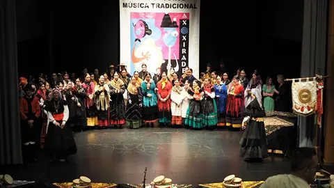 Agrupaci&oacute;n de m&uacute;sica tradional Xirade4la de Arteixo