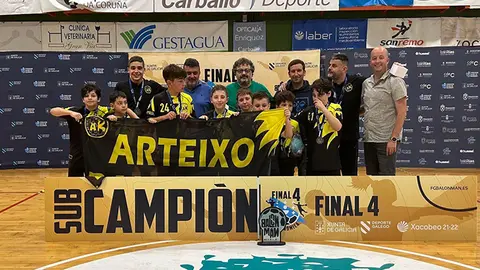 Alevines del Club Arteixo Balonm&aacute;n