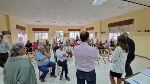 Xuntanza sobre a posibilidade de implantar un Pol&iacute;gono agroforestal na zona de Berganti&ntilde;os