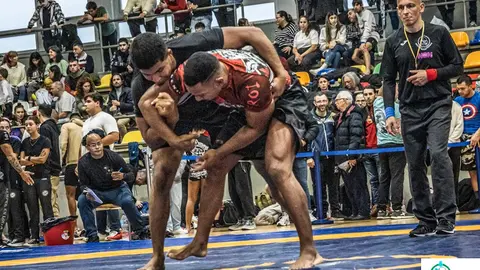 Momento del Compeonato Gallego de Grappling celebrado en Pontevedra.