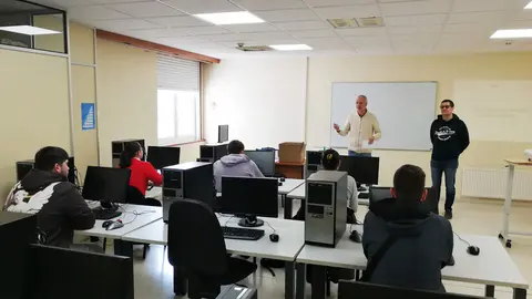 Curso de COGAMI para j&oacute;venes con discapacidad.