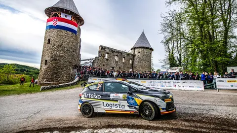 El equipo formado por Roberto Blach Jr. y Mauro Barreiro en la disputa del Rallye de Croacia.
