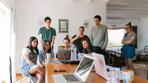A Xunta inviste en incentivar a contrataci&oacute;n de persoas mozas.