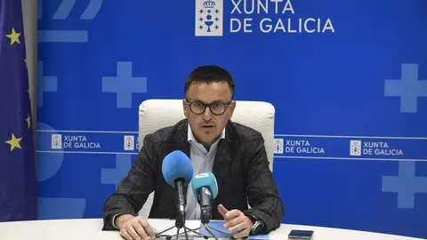 El Conselleiro de Empleo, Comercio y Emigraci&oacute;n, Jos&eacute; Gonz&aacute;lez, en su valoraci&oacute;n sobre el paro en Galicia.