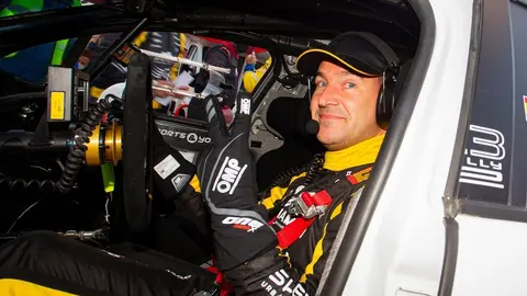 Iago Caama&ntilde;o, listo para el Rallye de La Menc&iacute;a.