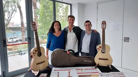 Presentaci&oacute;n de "Pepita, Mi Primera Guitarra"