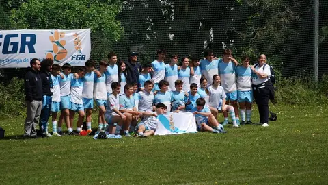 Selecci&oacute;n Gallega de Rugby de la categor&iacute;a M14 mixta. Foto de Edu Lodeiro.
