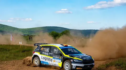 Rober Blach Jr. y Mauro Barreiro durante el rallye de Hungr&iacute;a.
