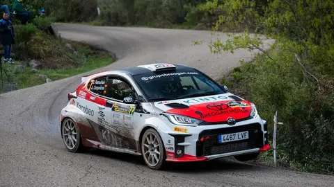 Daniel Remui&ntilde;&aacute;n competir&aacute; en el Rallye de Pontevedra .