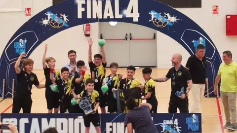 El equipo de balonmano Arteixo "Restaurante Abu&iacute;n" se proclama subcampe&oacute;n gallego