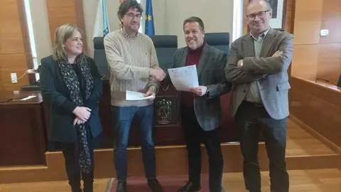 Convenio para la formaci&oacute;n pr&aacute;ctica en atenci&oacute;n sociosanitaria en Arteixo.