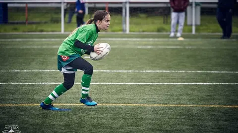 Rebeca L&oacute;pez en su debut con el CD Zalaeta Rugby Arteixo en 2022.