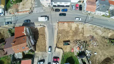 Cruce alto de Arteixo tras la demolici&oacute;n de los inmuebles.