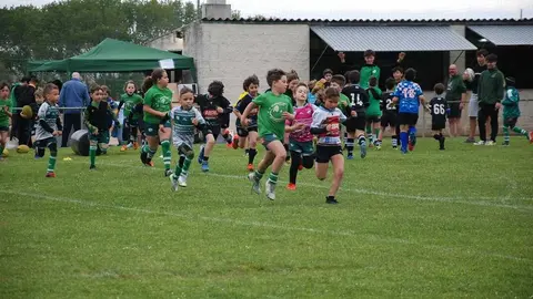 Arteixo acoge una gran jornada de rugby 7 y refuerza su papel en el rugby formativo gallego.