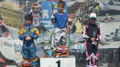 &Aacute;lex Fern&aacute;ndez se proclama campe&oacute;n gallego de karting.