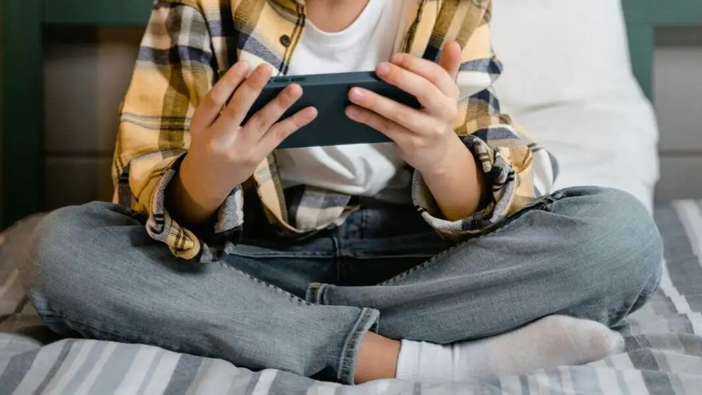 La generaci&oacute;n atrapada por la tecnolog&iacute;a.