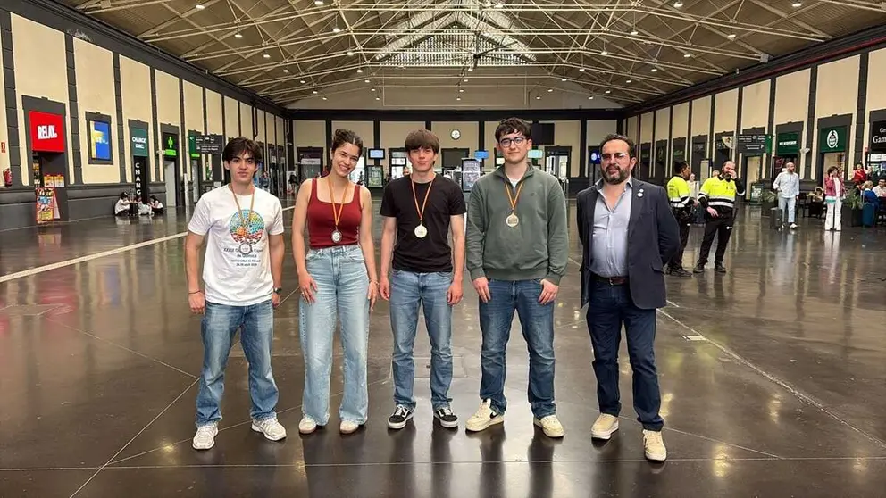 Galicia brilla en la Olimpiada Espa&ntilde;ola de Qu&iacute;mica con un oro y tres platas.