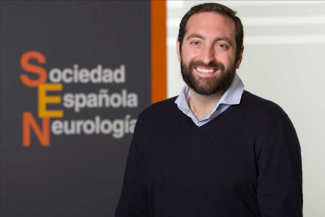 Dr. Javier Camiña.